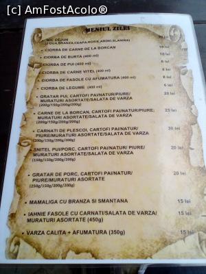 [P02] Cand intorci coperta, se prezinta meniul cu produse foarte bune, proaspete si ieftine. Din partea casei am primit gogosi facute de ei, foarte bune, 1 buc. /pers. Am fost la 01.07.2018.  » foto by dorinakiss
 - 
<span class="allrVoted glyphicon glyphicon-heart hidden" id="av980420"></span>
<a class="m-l-10 hidden" id="sv980420" onclick="voting_Foto_DelVot(,980420,20786)" role="button">șterge vot <span class="glyphicon glyphicon-remove"></span></a>
<a id="v9980420" class=" c-red"  onclick="voting_Foto_SetVot(980420)" role="button"><span class="glyphicon glyphicon-heart-empty"></span> <b>LIKE</b> = Votează poza</a> <img class="hidden"  id="f980420W9" src="/imagini/loader.gif" border="0" /><span class="AjErrMes hidden" id="e980420ErM"></span>