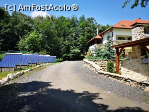 [P10] Panourile solare și o latură a clădirii » foto by crismis
 - 
<span class="allrVoted glyphicon glyphicon-heart hidden" id="av1168084"></span>
<a class="m-l-10 hidden" id="sv1168084" onclick="voting_Foto_DelVot(,1168084,20786)" role="button">șterge vot <span class="glyphicon glyphicon-remove"></span></a>
<a id="v91168084" class=" c-red"  onclick="voting_Foto_SetVot(1168084)" role="button"><span class="glyphicon glyphicon-heart-empty"></span> <b>LIKE</b> = Votează poza</a> <img class="hidden"  id="f1168084W9" src="/imagini/loader.gif" border="0" /><span class="AjErrMes hidden" id="e1168084ErM"></span>