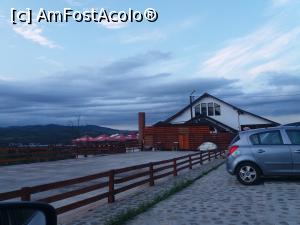 [P19] vedere laterală restaurant (din parcare). Cred că aici vor să extindă terasa » foto by diana2015
 - 
<span class="allrVoted glyphicon glyphicon-heart hidden" id="av1097563"></span>
<a class="m-l-10 hidden" id="sv1097563" onclick="voting_Foto_DelVot(,1097563,20786)" role="button">șterge vot <span class="glyphicon glyphicon-remove"></span></a>
<a id="v91097563" class=" c-red"  onclick="voting_Foto_SetVot(1097563)" role="button"><span class="glyphicon glyphicon-heart-empty"></span> <b>LIKE</b> = Votează poza</a> <img class="hidden"  id="f1097563W9" src="/imagini/loader.gif" border="0" /><span class="AjErrMes hidden" id="e1097563ErM"></span>