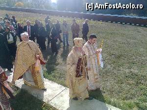 [P06] La schitul Broşteni  / I. P. S. Pimen Mitropolitul Moldovei şi Bucovinei la sfinţirea bisericii Schitului Broşteni - oct. 2012 » foto by CO.COS1410
 - 
<span class="allrVoted glyphicon glyphicon-heart hidden" id="av380197"></span>
<a class="m-l-10 hidden" id="sv380197" onclick="voting_Foto_DelVot(,380197,20800)" role="button">șterge vot <span class="glyphicon glyphicon-remove"></span></a>
<a id="v9380197" class=" c-red"  onclick="voting_Foto_SetVot(380197)" role="button"><span class="glyphicon glyphicon-heart-empty"></span> <b>LIKE</b> = Votează poza</a> <img class="hidden"  id="f380197W9" src="/imagini/loader.gif" border="0" /><span class="AjErrMes hidden" id="e380197ErM"></span>