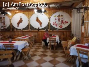 [P06] Rucăr, Restaurantul Casa Rucăreană, Am Fost Acolo » foto by mprofeanu
 - 
<span class="allrVoted glyphicon glyphicon-heart hidden" id="av1127060"></span>
<a class="m-l-10 hidden" id="sv1127060" onclick="voting_Foto_DelVot(,1127060,20811)" role="button">șterge vot <span class="glyphicon glyphicon-remove"></span></a>
<a id="v91127060" class=" c-red"  onclick="voting_Foto_SetVot(1127060)" role="button"><span class="glyphicon glyphicon-heart-empty"></span> <b>LIKE</b> = Votează poza</a> <img class="hidden"  id="f1127060W9" src="/imagini/loader.gif" border="0" /><span class="AjErrMes hidden" id="e1127060ErM"></span>