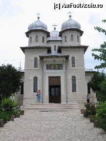 [P02] Manastirea Dervent » foto by mirelutza
 - 
<span class="allrVoted glyphicon glyphicon-heart hidden" id="av42293"></span>
<a class="m-l-10 hidden" id="sv42293" onclick="voting_Foto_DelVot(,42293,20825)" role="button">șterge vot <span class="glyphicon glyphicon-remove"></span></a>
<a id="v942293" class=" c-red"  onclick="voting_Foto_SetVot(42293)" role="button"><span class="glyphicon glyphicon-heart-empty"></span> <b>LIKE</b> = Votează poza</a> <img class="hidden"  id="f42293W9" src="/imagini/loader.gif" border="0" /><span class="AjErrMes hidden" id="e42293ErM"></span>