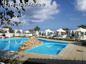[P21] O mica piscina de la plaja » foto by danutiasi
 - 
<span class="allrVoted glyphicon glyphicon-heart hidden" id="av1109134"></span>
<a class="m-l-10 hidden" id="sv1109134" onclick="voting_Foto_DelVot(,1109134,20878)" role="button">șterge vot <span class="glyphicon glyphicon-remove"></span></a>
<a id="v91109134" class=" c-red"  onclick="voting_Foto_SetVot(1109134)" role="button"><span class="glyphicon glyphicon-heart-empty"></span> <b>LIKE</b> = Votează poza</a> <img class="hidden"  id="f1109134W9" src="/imagini/loader.gif" border="0" /><span class="AjErrMes hidden" id="e1109134ErM"></span>