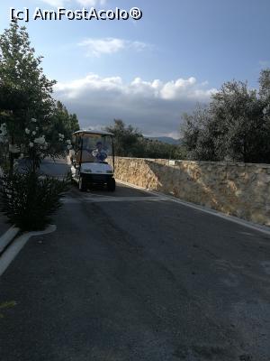 [P46] Masinuta de golf » foto by danutiasi
 - 
<span class="allrVoted glyphicon glyphicon-heart hidden" id="av1109192"></span>
<a class="m-l-10 hidden" id="sv1109192" onclick="voting_Foto_DelVot(,1109192,20878)" role="button">șterge vot <span class="glyphicon glyphicon-remove"></span></a>
<a id="v91109192" class=" c-red"  onclick="voting_Foto_SetVot(1109192)" role="button"><span class="glyphicon glyphicon-heart-empty"></span> <b>LIKE</b> = Votează poza</a> <img class="hidden"  id="f1109192W9" src="/imagini/loader.gif" border="0" /><span class="AjErrMes hidden" id="e1109192ErM"></span>