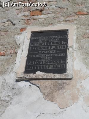 [P12] Cetatea Ardud - La baza turnului principal. » foto by iulianic
 - 
<span class="allrVoted glyphicon glyphicon-heart hidden" id="av1324194"></span>
<a class="m-l-10 hidden" id="sv1324194" onclick="voting_Foto_DelVot(,1324194,20884)" role="button">șterge vot <span class="glyphicon glyphicon-remove"></span></a>
<a id="v91324194" class=" c-red"  onclick="voting_Foto_SetVot(1324194)" role="button"><span class="glyphicon glyphicon-heart-empty"></span> <b>LIKE</b> = Votează poza</a> <img class="hidden"  id="f1324194W9" src="/imagini/loader.gif" border="0" /><span class="AjErrMes hidden" id="e1324194ErM"></span>