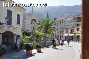 [P12] Port Soller » foto by redmari108
 - 
<span class="allrVoted glyphicon glyphicon-heart hidden" id="av783367"></span>
<a class="m-l-10 hidden" id="sv783367" onclick="voting_Foto_DelVot(,783367,20897)" role="button">șterge vot <span class="glyphicon glyphicon-remove"></span></a>
<a id="v9783367" class=" c-red"  onclick="voting_Foto_SetVot(783367)" role="button"><span class="glyphicon glyphicon-heart-empty"></span> <b>LIKE</b> = Votează poza</a> <img class="hidden"  id="f783367W9" src="/imagini/loader.gif" border="0" /><span class="AjErrMes hidden" id="e783367ErM"></span>
