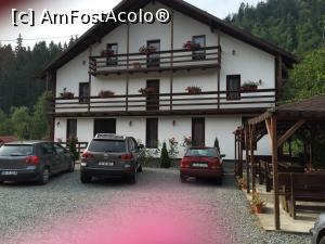 [P16] Parcarea și foișoarele din față » foto by krisstinna
 - 
<span class="allrVoted glyphicon glyphicon-heart hidden" id="av784338"></span>
<a class="m-l-10 hidden" id="sv784338" onclick="voting_Foto_DelVot(,784338,20921)" role="button">șterge vot <span class="glyphicon glyphicon-remove"></span></a>
<a id="v9784338" class=" c-red"  onclick="voting_Foto_SetVot(784338)" role="button"><span class="glyphicon glyphicon-heart-empty"></span> <b>LIKE</b> = Votează poza</a> <img class="hidden"  id="f784338W9" src="/imagini/loader.gif" border="0" /><span class="AjErrMes hidden" id="e784338ErM"></span>
