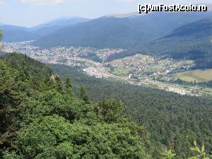 [P23] Panoramă către Bușteni.  » foto by tata123 🔱
 - 
<span class="allrVoted glyphicon glyphicon-heart hidden" id="av655569"></span>
<a class="m-l-10 hidden" id="sv655569" onclick="voting_Foto_DelVot(,655569,20952)" role="button">șterge vot <span class="glyphicon glyphicon-remove"></span></a>
<a id="v9655569" class=" c-red"  onclick="voting_Foto_SetVot(655569)" role="button"><span class="glyphicon glyphicon-heart-empty"></span> <b>LIKE</b> = Votează poza</a> <img class="hidden"  id="f655569W9" src="/imagini/loader.gif" border="0" /><span class="AjErrMes hidden" id="e655569ErM"></span>