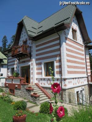 [P09] Vilă pe str. Furnica - Sinaia.  » foto by tata123 🔱
 - 
<span class="allrVoted glyphicon glyphicon-heart hidden" id="av655545"></span>
<a class="m-l-10 hidden" id="sv655545" onclick="voting_Foto_DelVot(,655545,20952)" role="button">șterge vot <span class="glyphicon glyphicon-remove"></span></a>
<a id="v9655545" class=" c-red"  onclick="voting_Foto_SetVot(655545)" role="button"><span class="glyphicon glyphicon-heart-empty"></span> <b>LIKE</b> = Votează poza</a> <img class="hidden"  id="f655545W9" src="/imagini/loader.gif" border="0" /><span class="AjErrMes hidden" id="e655545ErM"></span>