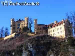 [P25] Trebuia sa fotografiez si Castelul Hohenschwangau » foto by GabrielaG
 - 
<span class="allrVoted glyphicon glyphicon-heart hidden" id="av743784"></span>
<a class="m-l-10 hidden" id="sv743784" onclick="voting_Foto_DelVot(,743784,20953)" role="button">șterge vot <span class="glyphicon glyphicon-remove"></span></a>
<a id="v9743784" class=" c-red"  onclick="voting_Foto_SetVot(743784)" role="button"><span class="glyphicon glyphicon-heart-empty"></span> <b>LIKE</b> = Votează poza</a> <img class="hidden"  id="f743784W9" src="/imagini/loader.gif" border="0" /><span class="AjErrMes hidden" id="e743784ErM"></span>