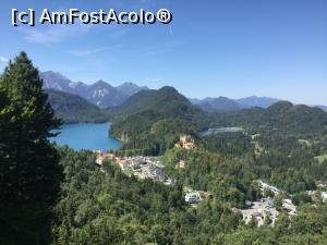 [P31] Castelul Neuschwanstein - si o vedere minunata spre castelul Hohenschwangau » foto by mishu
 - 
<span class="allrVoted glyphicon glyphicon-heart hidden" id="av1025570"></span>
<a class="m-l-10 hidden" id="sv1025570" onclick="voting_Foto_DelVot(,1025570,20953)" role="button">șterge vot <span class="glyphicon glyphicon-remove"></span></a>
<a id="v91025570" class=" c-red"  onclick="voting_Foto_SetVot(1025570)" role="button"><span class="glyphicon glyphicon-heart-empty"></span> <b>LIKE</b> = Votează poza</a> <img class="hidden"  id="f1025570W9" src="/imagini/loader.gif" border="0" /><span class="AjErrMes hidden" id="e1025570ErM"></span>