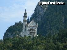 [P04] Castelul Neuschwanstein vazut de jos din mica localitate Hohenschwangau » foto by ileanaxperta*
 - 
<span class="allrVoted glyphicon glyphicon-heart hidden" id="av261778"></span>
<a class="m-l-10 hidden" id="sv261778" onclick="voting_Foto_DelVot(,261778,20953)" role="button">șterge vot <span class="glyphicon glyphicon-remove"></span></a>
<a id="v9261778" class=" c-red"  onclick="voting_Foto_SetVot(261778)" role="button"><span class="glyphicon glyphicon-heart-empty"></span> <b>LIKE</b> = Votează poza</a> <img class="hidden"  id="f261778W9" src="/imagini/loader.gif" border="0" /><span class="AjErrMes hidden" id="e261778ErM"></span>