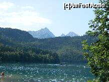 [P08] Lacul Forggensee din mica localitate Hohenschwangau » foto by ileanaxperta*
 - 
<span class="allrVoted glyphicon glyphicon-heart hidden" id="av261782"></span>
<a class="m-l-10 hidden" id="sv261782" onclick="voting_Foto_DelVot(,261782,20953)" role="button">șterge vot <span class="glyphicon glyphicon-remove"></span></a>
<a id="v9261782" class=" c-red"  onclick="voting_Foto_SetVot(261782)" role="button"><span class="glyphicon glyphicon-heart-empty"></span> <b>LIKE</b> = Votează poza</a> <img class="hidden"  id="f261782W9" src="/imagini/loader.gif" border="0" /><span class="AjErrMes hidden" id="e261782ErM"></span>