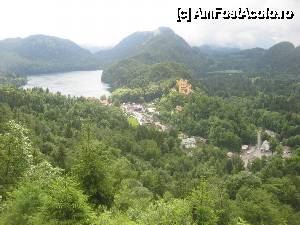 [P10] Vedere din balconul castelului, un lac de acumulare, satul Schwangau si castelul Hohenschwangau » foto by dorgo
 - 
<span class="allrVoted glyphicon glyphicon-heart hidden" id="av442238"></span>
<a class="m-l-10 hidden" id="sv442238" onclick="voting_Foto_DelVot(,442238,20953)" role="button">șterge vot <span class="glyphicon glyphicon-remove"></span></a>
<a id="v9442238" class=" c-red"  onclick="voting_Foto_SetVot(442238)" role="button"><span class="glyphicon glyphicon-heart-empty"></span> <b>LIKE</b> = Votează poza</a> <img class="hidden"  id="f442238W9" src="/imagini/loader.gif" border="0" /><span class="AjErrMes hidden" id="e442238ErM"></span>