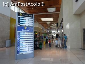 [P02] in mall la intrare » foto by grecudoina
 - 
<span class="allrVoted glyphicon glyphicon-heart hidden" id="av787162"></span>
<a class="m-l-10 hidden" id="sv787162" onclick="voting_Foto_DelVot(,787162,20977)" role="button">șterge vot <span class="glyphicon glyphicon-remove"></span></a>
<a id="v9787162" class=" c-red"  onclick="voting_Foto_SetVot(787162)" role="button"><span class="glyphicon glyphicon-heart-empty"></span> <b>LIKE</b> = Votează poza</a> <img class="hidden"  id="f787162W9" src="/imagini/loader.gif" border="0" /><span class="AjErrMes hidden" id="e787162ErM"></span>