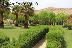 [P55] Shiraz, Verde și uscat în depărtare » foto by mprofeanu
 - 
<span class="allrVoted glyphicon glyphicon-heart hidden" id="av852240"></span>
<a class="m-l-10 hidden" id="sv852240" onclick="voting_Foto_DelVot(,852240,20993)" role="button">șterge vot <span class="glyphicon glyphicon-remove"></span></a>
<a id="v9852240" class=" c-red"  onclick="voting_Foto_SetVot(852240)" role="button"><span class="glyphicon glyphicon-heart-empty"></span> <b>LIKE</b> = Votează poza</a> <img class="hidden"  id="f852240W9" src="/imagini/loader.gif" border="0" /><span class="AjErrMes hidden" id="e852240ErM"></span>