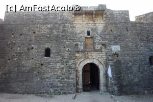 [P49] Un fort langa Himara - Port Palermo » foto by dansysro
 - 
<span class="allrVoted glyphicon glyphicon-heart hidden" id="av788998"></span>
<a class="m-l-10 hidden" id="sv788998" onclick="voting_Foto_DelVot(,788998,21005)" role="button">șterge vot <span class="glyphicon glyphicon-remove"></span></a>
<a id="v9788998" class=" c-red"  onclick="voting_Foto_SetVot(788998)" role="button"><span class="glyphicon glyphicon-heart-empty"></span> <b>LIKE</b> = Votează poza</a> <img class="hidden"  id="f788998W9" src="/imagini/loader.gif" border="0" /><span class="AjErrMes hidden" id="e788998ErM"></span>