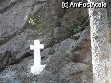[P11] In dreapta treptelor,pe unde ajungi in manastire,crucea in stanca ! » foto by georgiana
 - 
<span class="allrVoted glyphicon glyphicon-heart hidden" id="av73348"></span>
<a class="m-l-10 hidden" id="sv73348" onclick="voting_Foto_DelVot(,73348,21011)" role="button">șterge vot <span class="glyphicon glyphicon-remove"></span></a>
<a id="v973348" class=" c-red"  onclick="voting_Foto_SetVot(73348)" role="button"><span class="glyphicon glyphicon-heart-empty"></span> <b>LIKE</b> = Votează poza</a> <img class="hidden"  id="f73348W9" src="/imagini/loader.gif" border="0" /><span class="AjErrMes hidden" id="e73348ErM"></span>