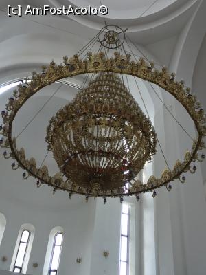 [P12] Candelabrul din catedrala episcopala din Caransebes » foto by Dan&Ema
 - 
<span class="allrVoted glyphicon glyphicon-heart hidden" id="av789214"></span>
<a class="m-l-10 hidden" id="sv789214" onclick="voting_Foto_DelVot(,789214,21011)" role="button">șterge vot <span class="glyphicon glyphicon-remove"></span></a>
<a id="v9789214" class=" c-red"  onclick="voting_Foto_SetVot(789214)" role="button"><span class="glyphicon glyphicon-heart-empty"></span> <b>LIKE</b> = Votează poza</a> <img class="hidden"  id="f789214W9" src="/imagini/loader.gif" border="0" /><span class="AjErrMes hidden" id="e789214ErM"></span>