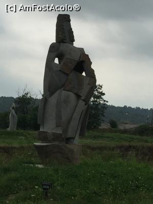 [P22] Parcul de sculptura in andezit din Caransebes » foto by Dan&Ema
 - 
<span class="allrVoted glyphicon glyphicon-heart hidden" id="av790783"></span>
<a class="m-l-10 hidden" id="sv790783" onclick="voting_Foto_DelVot(,790783,21011)" role="button">șterge vot <span class="glyphicon glyphicon-remove"></span></a>
<a id="v9790783" class=" c-red"  onclick="voting_Foto_SetVot(790783)" role="button"><span class="glyphicon glyphicon-heart-empty"></span> <b>LIKE</b> = Votează poza</a> <img class="hidden"  id="f790783W9" src="/imagini/loader.gif" border="0" /><span class="AjErrMes hidden" id="e790783ErM"></span>