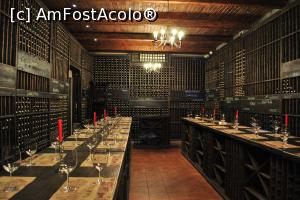 [P09] Sala de degustare » foto by Gabise
 - 
<span class="allrVoted glyphicon glyphicon-heart hidden" id="av789375"></span>
<a class="m-l-10 hidden" id="sv789375" onclick="voting_Foto_DelVot(,789375,21016)" role="button">șterge vot <span class="glyphicon glyphicon-remove"></span></a>
<a id="v9789375" class=" c-red"  onclick="voting_Foto_SetVot(789375)" role="button"><span class="glyphicon glyphicon-heart-empty"></span> <b>LIKE</b> = Votează poza</a> <img class="hidden"  id="f789375W9" src="/imagini/loader.gif" border="0" /><span class="AjErrMes hidden" id="e789375ErM"></span>