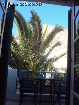 [P06] 6. Din micul balcon se poate vedea, în planul doi, muntele.  » foto by doinafil
 - 
<span class="allrVoted glyphicon glyphicon-heart hidden" id="av789394"></span>
<a class="m-l-10 hidden" id="sv789394" onclick="voting_Foto_DelVot(,789394,21017)" role="button">șterge vot <span class="glyphicon glyphicon-remove"></span></a>
<a id="v9789394" class=" c-red"  onclick="voting_Foto_SetVot(789394)" role="button"><span class="glyphicon glyphicon-heart-empty"></span> <b>LIKE</b> = Votează poza</a> <img class="hidden"  id="f789394W9" src="/imagini/loader.gif" border="0" /><span class="AjErrMes hidden" id="e789394ErM"></span>