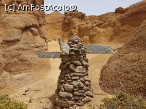 [P09] Indicatoare in Parque Rural de Teno » foto by Kyandra
 - 
<span class="allrVoted glyphicon glyphicon-heart hidden" id="av789678"></span>
<a class="m-l-10 hidden" id="sv789678" onclick="voting_Foto_DelVot(,789678,21026)" role="button">șterge vot <span class="glyphicon glyphicon-remove"></span></a>
<a id="v9789678" class=" c-red"  onclick="voting_Foto_SetVot(789678)" role="button"><span class="glyphicon glyphicon-heart-empty"></span> <b>LIKE</b> = Votează poza</a> <img class="hidden"  id="f789678W9" src="/imagini/loader.gif" border="0" /><span class="AjErrMes hidden" id="e789678ErM"></span>