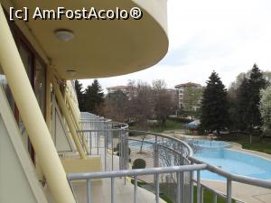 [P14] Balconul camerei, lipit de celelalte » foto by irinad
 - 
<span class="allrVoted glyphicon glyphicon-heart hidden" id="av850896"></span>
<a class="m-l-10 hidden" id="sv850896" onclick="voting_Foto_DelVot(,850896,21038)" role="button">șterge vot <span class="glyphicon glyphicon-remove"></span></a>
<a id="v9850896" class=" c-red"  onclick="voting_Foto_SetVot(850896)" role="button"><span class="glyphicon glyphicon-heart-empty"></span> <b>LIKE</b> = Votează poza</a> <img class="hidden"  id="f850896W9" src="/imagini/loader.gif" border="0" /><span class="AjErrMes hidden" id="e850896ErM"></span>