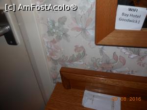[P17] The Fishguard Bay Hotel - Camera 208. În colțul oglinzii, parola de acces.  » foto by iulianic
 - 
<span class="allrVoted glyphicon glyphicon-heart hidden" id="av790520"></span>
<a class="m-l-10 hidden" id="sv790520" onclick="voting_Foto_DelVot(,790520,21039)" role="button">șterge vot <span class="glyphicon glyphicon-remove"></span></a>
<a id="v9790520" class=" c-red"  onclick="voting_Foto_SetVot(790520)" role="button"><span class="glyphicon glyphicon-heart-empty"></span> <b>LIKE</b> = Votează poza</a> <img class="hidden"  id="f790520W9" src="/imagini/loader.gif" border="0" /><span class="AjErrMes hidden" id="e790520ErM"></span>