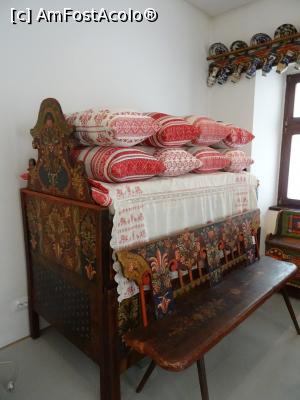 [P18] Interior săsesc - Muzeul Etnografic „Gheorghe Cernea” din Rupea.  » foto by tata123 🔱
 - 
<span class="allrVoted glyphicon glyphicon-heart hidden" id="av968713"></span>
<a class="m-l-10 hidden" id="sv968713" onclick="voting_Foto_DelVot(,968713,21040)" role="button">șterge vot <span class="glyphicon glyphicon-remove"></span></a>
<a id="v9968713" class=" c-red"  onclick="voting_Foto_SetVot(968713)" role="button"><span class="glyphicon glyphicon-heart-empty"></span> <b>LIKE</b> = Votează poza</a> <img class="hidden"  id="f968713W9" src="/imagini/loader.gif" border="0" /><span class="AjErrMes hidden" id="e968713ErM"></span>