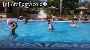 [P09] Baietii mei la piscina! :)  » foto by CarmenTina
 - 
<span class="allrVoted glyphicon glyphicon-heart hidden" id="av791016"></span>
<a class="m-l-10 hidden" id="sv791016" onclick="voting_Foto_DelVot(,791016,21043)" role="button">șterge vot <span class="glyphicon glyphicon-remove"></span></a>
<a id="v9791016" class=" c-red"  onclick="voting_Foto_SetVot(791016)" role="button"><span class="glyphicon glyphicon-heart-empty"></span> <b>LIKE</b> = Votează poza</a> <img class="hidden"  id="f791016W9" src="/imagini/loader.gif" border="0" /><span class="AjErrMes hidden" id="e791016ErM"></span>