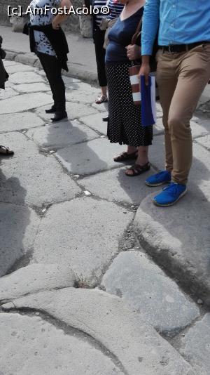 [P29] Drum cu piatra lunii şi trecere de pietoni în Pompei.  » foto by Jimmy1
 - 
<span class="allrVoted glyphicon glyphicon-heart hidden" id="av791556"></span>
<a class="m-l-10 hidden" id="sv791556" onclick="voting_Foto_DelVot(,791556,21050)" role="button">șterge vot <span class="glyphicon glyphicon-remove"></span></a>
<a id="v9791556" class=" c-red"  onclick="voting_Foto_SetVot(791556)" role="button"><span class="glyphicon glyphicon-heart-empty"></span> <b>LIKE</b> = Votează poza</a> <img class="hidden"  id="f791556W9" src="/imagini/loader.gif" border="0" /><span class="AjErrMes hidden" id="e791556ErM"></span>