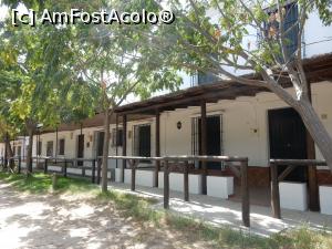 [P26] Stradă în El Rocío: vedeți unde își leagă lumea caii în fața casei. Da, da, de suporturile acelea ca în filmele western.  » foto by alinaro
 - 
<span class="allrVoted glyphicon glyphicon-heart hidden" id="av796264"></span>
<a class="m-l-10 hidden" id="sv796264" onclick="voting_Foto_DelVot(,796264,21055)" role="button">șterge vot <span class="glyphicon glyphicon-remove"></span></a>
<a id="v9796264" class=" c-red"  onclick="voting_Foto_SetVot(796264)" role="button"><span class="glyphicon glyphicon-heart-empty"></span> <b>LIKE</b> = Votează poza</a> <img class="hidden"  id="f796264W9" src="/imagini/loader.gif" border="0" /><span class="AjErrMes hidden" id="e796264ErM"></span>