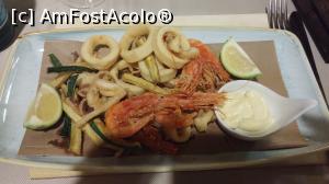 [P03] Calamari si creveti cu zucchini » foto by giuliani
 - 
<span class="allrVoted glyphicon glyphicon-heart hidden" id="av792555"></span>
<a class="m-l-10 hidden" id="sv792555" onclick="voting_Foto_DelVot(,792555,21057)" role="button">șterge vot <span class="glyphicon glyphicon-remove"></span></a>
<a id="v9792555" class=" c-red"  onclick="voting_Foto_SetVot(792555)" role="button"><span class="glyphicon glyphicon-heart-empty"></span> <b>LIKE</b> = Votează poza</a> <img class="hidden"  id="f792555W9" src="/imagini/loader.gif" border="0" /><span class="AjErrMes hidden" id="e792555ErM"></span>