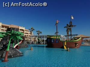 [P15] Piscina copii » foto by mondo_76
 - 
<span class="allrVoted glyphicon glyphicon-heart hidden" id="av1216205"></span>
<a class="m-l-10 hidden" id="sv1216205" onclick="voting_Foto_DelVot(,1216205,21059)" role="button">șterge vot <span class="glyphicon glyphicon-remove"></span></a>
<a id="v91216205" class=" c-red"  onclick="voting_Foto_SetVot(1216205)" role="button"><span class="glyphicon glyphicon-heart-empty"></span> <b>LIKE</b> = Votează poza</a> <img class="hidden"  id="f1216205W9" src="/imagini/loader.gif" border="0" /><span class="AjErrMes hidden" id="e1216205ErM"></span>