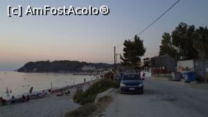 [P45] Aici suntem în zona unde încep proprietăţile/casele de vacanţă de pe faleză, dincoace de ponton...  » foto by Lyssys
 - 
<span class="allrVoted glyphicon glyphicon-heart hidden" id="av793056"></span>
<a class="m-l-10 hidden" id="sv793056" onclick="voting_Foto_DelVot(,793056,21081)" role="button">șterge vot <span class="glyphicon glyphicon-remove"></span></a>
<a id="v9793056" class=" c-red"  onclick="voting_Foto_SetVot(793056)" role="button"><span class="glyphicon glyphicon-heart-empty"></span> <b>LIKE</b> = Votează poza</a> <img class="hidden"  id="f793056W9" src="/imagini/loader.gif" border="0" /><span class="AjErrMes hidden" id="e793056ErM"></span>