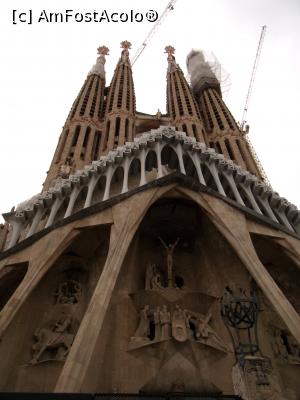 [P04] Sagrada Familia - Barcelona » foto by A_Alexandra
 - 
<span class="allrVoted glyphicon glyphicon-heart hidden" id="av803009"></span>
<a class="m-l-10 hidden" id="sv803009" onclick="voting_Foto_DelVot(,803009,21098)" role="button">șterge vot <span class="glyphicon glyphicon-remove"></span></a>
<a id="v9803009" class=" c-red"  onclick="voting_Foto_SetVot(803009)" role="button"><span class="glyphicon glyphicon-heart-empty"></span> <b>LIKE</b> = Votează poza</a> <img class="hidden"  id="f803009W9" src="/imagini/loader.gif" border="0" /><span class="AjErrMes hidden" id="e803009ErM"></span>
