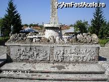 [P06] La baza crucii se află basoreliefuri reprezentând binecunoscute scene biblice » foto by Costi
 - 
<span class="allrVoted glyphicon glyphicon-heart hidden" id="av38205"></span>
<a class="m-l-10 hidden" id="sv38205" onclick="voting_Foto_DelVot(,38205,21100)" role="button">șterge vot <span class="glyphicon glyphicon-remove"></span></a>
<a id="v938205" class=" c-red"  onclick="voting_Foto_SetVot(38205)" role="button"><span class="glyphicon glyphicon-heart-empty"></span> <b>LIKE</b> = Votează poza</a> <img class="hidden"  id="f38205W9" src="/imagini/loader.gif" border="0" /><span class="AjErrMes hidden" id="e38205ErM"></span>