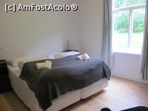 [P17] Camera mică și simplă dar curată și călduroasă la ce friguleț era afară.  » foto by Aurici
 - 
<span class="allrVoted glyphicon glyphicon-heart hidden" id="av796295"></span>
<a class="m-l-10 hidden" id="sv796295" onclick="voting_Foto_DelVot(,796295,21117)" role="button">șterge vot <span class="glyphicon glyphicon-remove"></span></a>
<a id="v9796295" class=" c-red"  onclick="voting_Foto_SetVot(796295)" role="button"><span class="glyphicon glyphicon-heart-empty"></span> <b>LIKE</b> = Votează poza</a> <img class="hidden"  id="f796295W9" src="/imagini/loader.gif" border="0" /><span class="AjErrMes hidden" id="e796295ErM"></span>