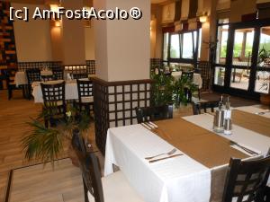 [P26] Sovata - Hotel Relax. Restaurantul. » foto by iulianic
 - 
<span class="allrVoted glyphicon glyphicon-heart hidden" id="av1370085"></span>
<a class="m-l-10 hidden" id="sv1370085" onclick="voting_Foto_DelVot(,1370085,21129)" role="button">șterge vot <span class="glyphicon glyphicon-remove"></span></a>
<a id="v91370085" class=" c-red"  onclick="voting_Foto_SetVot(1370085)" role="button"><span class="glyphicon glyphicon-heart-empty"></span> <b>LIKE</b> = Votează poza</a> <img class="hidden"  id="f1370085W9" src="/imagini/loader.gif" border="0" /><span class="AjErrMes hidden" id="e1370085ErM"></span>
