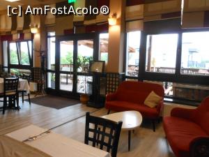 [P27] Sovata - Hotel Relax. Restaurantul. » foto by iulianic
 - 
<span class="allrVoted glyphicon glyphicon-heart hidden" id="av1370086"></span>
<a class="m-l-10 hidden" id="sv1370086" onclick="voting_Foto_DelVot(,1370086,21129)" role="button">șterge vot <span class="glyphicon glyphicon-remove"></span></a>
<a id="v91370086" class=" c-red"  onclick="voting_Foto_SetVot(1370086)" role="button"><span class="glyphicon glyphicon-heart-empty"></span> <b>LIKE</b> = Votează poza</a> <img class="hidden"  id="f1370086W9" src="/imagini/loader.gif" border="0" /><span class="AjErrMes hidden" id="e1370086ErM"></span>