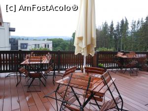 [P28] Sovata - Hotel Relax. Terasa restaurantului. » foto by iulianic
 - 
<span class="allrVoted glyphicon glyphicon-heart hidden" id="av1370087"></span>
<a class="m-l-10 hidden" id="sv1370087" onclick="voting_Foto_DelVot(,1370087,21129)" role="button">șterge vot <span class="glyphicon glyphicon-remove"></span></a>
<a id="v91370087" class=" c-red"  onclick="voting_Foto_SetVot(1370087)" role="button"><span class="glyphicon glyphicon-heart-empty"></span> <b>LIKE</b> = Votează poza</a> <img class="hidden"  id="f1370087W9" src="/imagini/loader.gif" border="0" /><span class="AjErrMes hidden" id="e1370087ErM"></span>