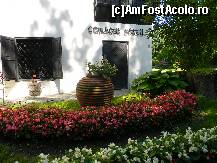 [P10] Conacul Bellu - muzeul ”Conacul Bellu” și-a deschis porțile în 1953 și a fost declarat monument de arhitectură în 1955.  » foto by doina_c24
 - 
<span class="allrVoted glyphicon glyphicon-heart hidden" id="av425836"></span>
<a class="m-l-10 hidden" id="sv425836" onclick="voting_Foto_DelVot(,425836,21143)" role="button">șterge vot <span class="glyphicon glyphicon-remove"></span></a>
<a id="v9425836" class=" c-red"  onclick="voting_Foto_SetVot(425836)" role="button"><span class="glyphicon glyphicon-heart-empty"></span> <b>LIKE</b> = Votează poza</a> <img class="hidden"  id="f425836W9" src="/imagini/loader.gif" border="0" /><span class="AjErrMes hidden" id="e425836ErM"></span>