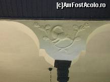 [P37] Conacul Bellu - detaliu ”pasăre la streașina casei”.  » foto by doina_c24
 - 
<span class="allrVoted glyphicon glyphicon-heart hidden" id="av425868"></span>
<a class="m-l-10 hidden" id="sv425868" onclick="voting_Foto_DelVot(,425868,21143)" role="button">șterge vot <span class="glyphicon glyphicon-remove"></span></a>
<a id="v9425868" class=" c-red"  onclick="voting_Foto_SetVot(425868)" role="button"><span class="glyphicon glyphicon-heart-empty"></span> <b>LIKE</b> = Votează poza</a> <img class="hidden"  id="f425868W9" src="/imagini/loader.gif" border="0" /><span class="AjErrMes hidden" id="e425868ErM"></span>