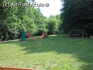 [P32] Conacul Bellu - În parc.  » foto by iulianic
 - 
<span class="allrVoted glyphicon glyphicon-heart hidden" id="av984067"></span>
<a class="m-l-10 hidden" id="sv984067" onclick="voting_Foto_DelVot(,984067,21143)" role="button">șterge vot <span class="glyphicon glyphicon-remove"></span></a>
<a id="v9984067" class=" c-red"  onclick="voting_Foto_SetVot(984067)" role="button"><span class="glyphicon glyphicon-heart-empty"></span> <b>LIKE</b> = Votează poza</a> <img class="hidden"  id="f984067W9" src="/imagini/loader.gif" border="0" /><span class="AjErrMes hidden" id="e984067ErM"></span>