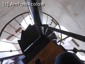 [P14] Mănăstirea Vărbila - Biserica 'Adormirea Maicii Domnului'. Accesul în foișor.  » foto by iulianic
 - 
<span class="allrVoted glyphicon glyphicon-heart hidden" id="av985609"></span>
<a class="m-l-10 hidden" id="sv985609" onclick="voting_Foto_DelVot(,985609,21147)" role="button">șterge vot <span class="glyphicon glyphicon-remove"></span></a>
<a id="v9985609" class=" c-red"  onclick="voting_Foto_SetVot(985609)" role="button"><span class="glyphicon glyphicon-heart-empty"></span> <b>LIKE</b> = Votează poza</a> <img class="hidden"  id="f985609W9" src="/imagini/loader.gif" border="0" /><span class="AjErrMes hidden" id="e985609ErM"></span>