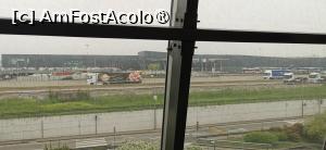 [P43] Avioane din Aeroportul Bergamo. Vedere din mall OrioCenter. » foto by ⭐ValentinB_88⭐
 - 
<span class="allrVoted glyphicon glyphicon-heart hidden" id="av1422983"></span>
<a class="m-l-10 hidden" id="sv1422983" onclick="voting_Foto_DelVot(,1422983,21152)" role="button">șterge vot <span class="glyphicon glyphicon-remove"></span></a>
<a id="v91422983" class=" c-red"  onclick="voting_Foto_SetVot(1422983)" role="button"><span class="glyphicon glyphicon-heart-empty"></span> <b>LIKE</b> = Votează poza</a> <img class="hidden"  id="f1422983W9" src="/imagini/loader.gif" border="0" /><span class="AjErrMes hidden" id="e1422983ErM"></span>