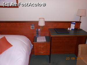 [P05] Best Western County House - Camera 135. O parte din dotări.  » foto by iulianic
 - 
<span class="allrVoted glyphicon glyphicon-heart hidden" id="av799717"></span>
<a class="m-l-10 hidden" id="sv799717" onclick="voting_Foto_DelVot(,799717,21153)" role="button">șterge vot <span class="glyphicon glyphicon-remove"></span></a>
<a id="v9799717" class=" c-red"  onclick="voting_Foto_SetVot(799717)" role="button"><span class="glyphicon glyphicon-heart-empty"></span> <b>LIKE</b> = Votează poza</a> <img class="hidden"  id="f799717W9" src="/imagini/loader.gif" border="0" /><span class="AjErrMes hidden" id="e799717ErM"></span>