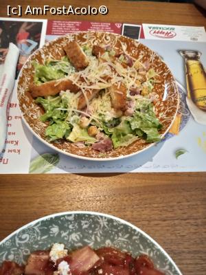[P03] Happy bar&grill Sandanski - salata Cezar » foto by Dragoș_MD
 - 
<span class="allrVoted glyphicon glyphicon-heart hidden" id="av1274660"></span>
<a class="m-l-10 hidden" id="sv1274660" onclick="voting_Foto_DelVot(,1274660,21160)" role="button">șterge vot <span class="glyphicon glyphicon-remove"></span></a>
<a id="v91274660" class=" c-red"  onclick="voting_Foto_SetVot(1274660)" role="button"><span class="glyphicon glyphicon-heart-empty"></span> <b>LIKE</b> = Votează poza</a> <img class="hidden"  id="f1274660W9" src="/imagini/loader.gif" border="0" /><span class="AjErrMes hidden" id="e1274660ErM"></span>