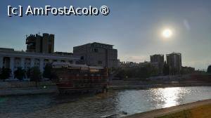 [P21] la pas prin Skopje, în fata teatrului » foto by Yolanda
 - 
<span class="allrVoted glyphicon glyphicon-heart hidden" id="av1403726"></span>
<a class="m-l-10 hidden" id="sv1403726" onclick="voting_Foto_DelVot(,1403726,21166)" role="button">șterge vot <span class="glyphicon glyphicon-remove"></span></a>
<a id="v91403726" class=" c-red"  onclick="voting_Foto_SetVot(1403726)" role="button"><span class="glyphicon glyphicon-heart-empty"></span> <b>LIKE</b> = Votează poza</a> <img class="hidden"  id="f1403726W9" src="/imagini/loader.gif" border="0" /><span class="AjErrMes hidden" id="e1403726ErM"></span>
